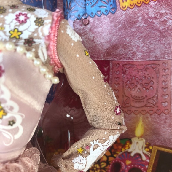 🎉HP🎉 Limited Edition Barbie 2020 - Picture 6 of 8